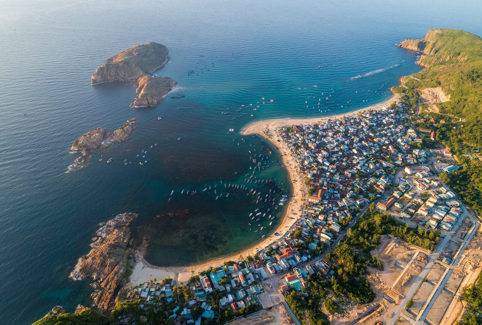 Bờ biển Hòn Khô – Nhơn Hải nhìn từ trên cao